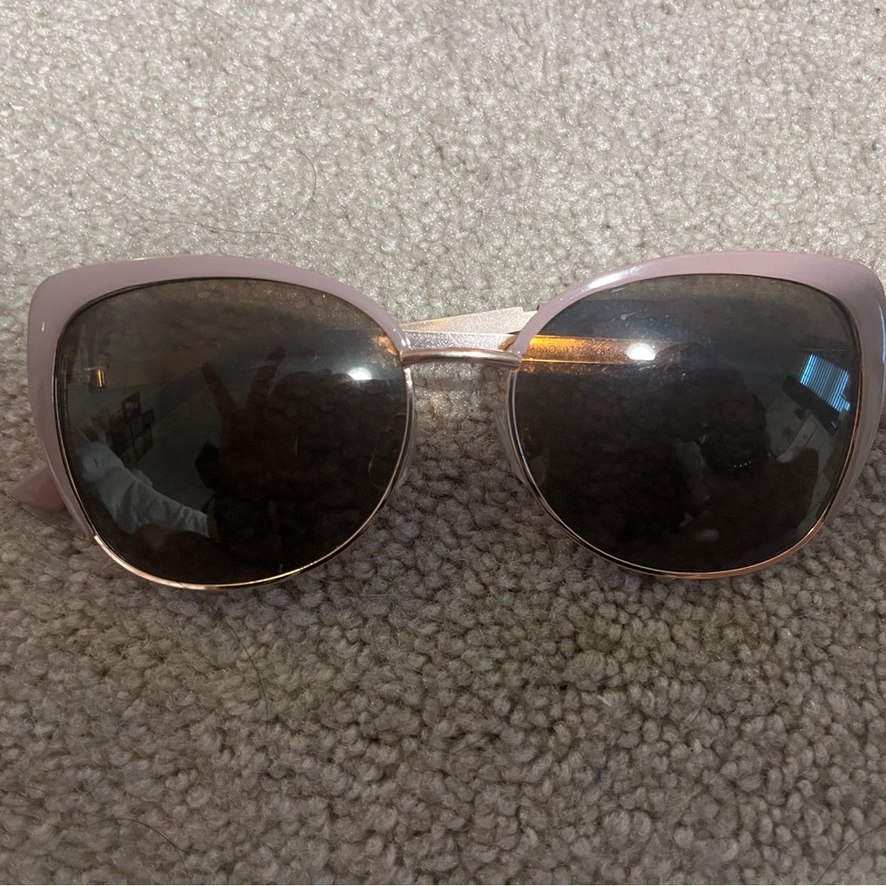Oscar by Oscar de la Renta Sunglasses